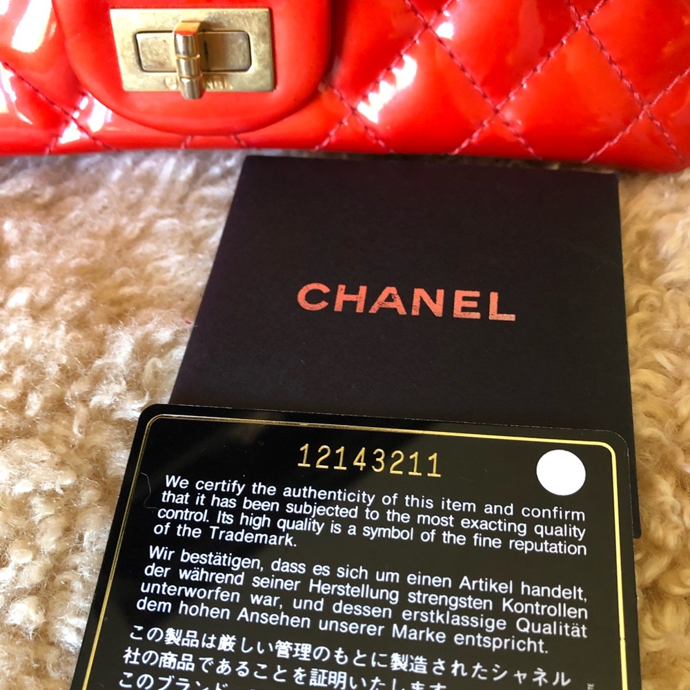 Classic Auth Chanel Bag!😍 - Picture 15 of 15